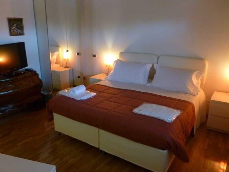 B&B Malpensa Ticino Valley Vizzola Ticino Bagian luar foto