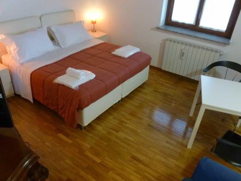 B&B Malpensa Ticino Valley Vizzola Ticino Bagian luar foto